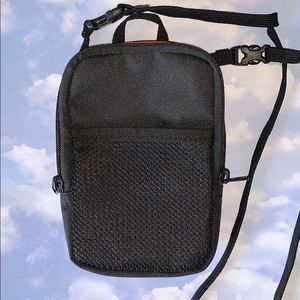 HERSCHEL SUPPLY CO. Sinclair Crossbody Black Bag